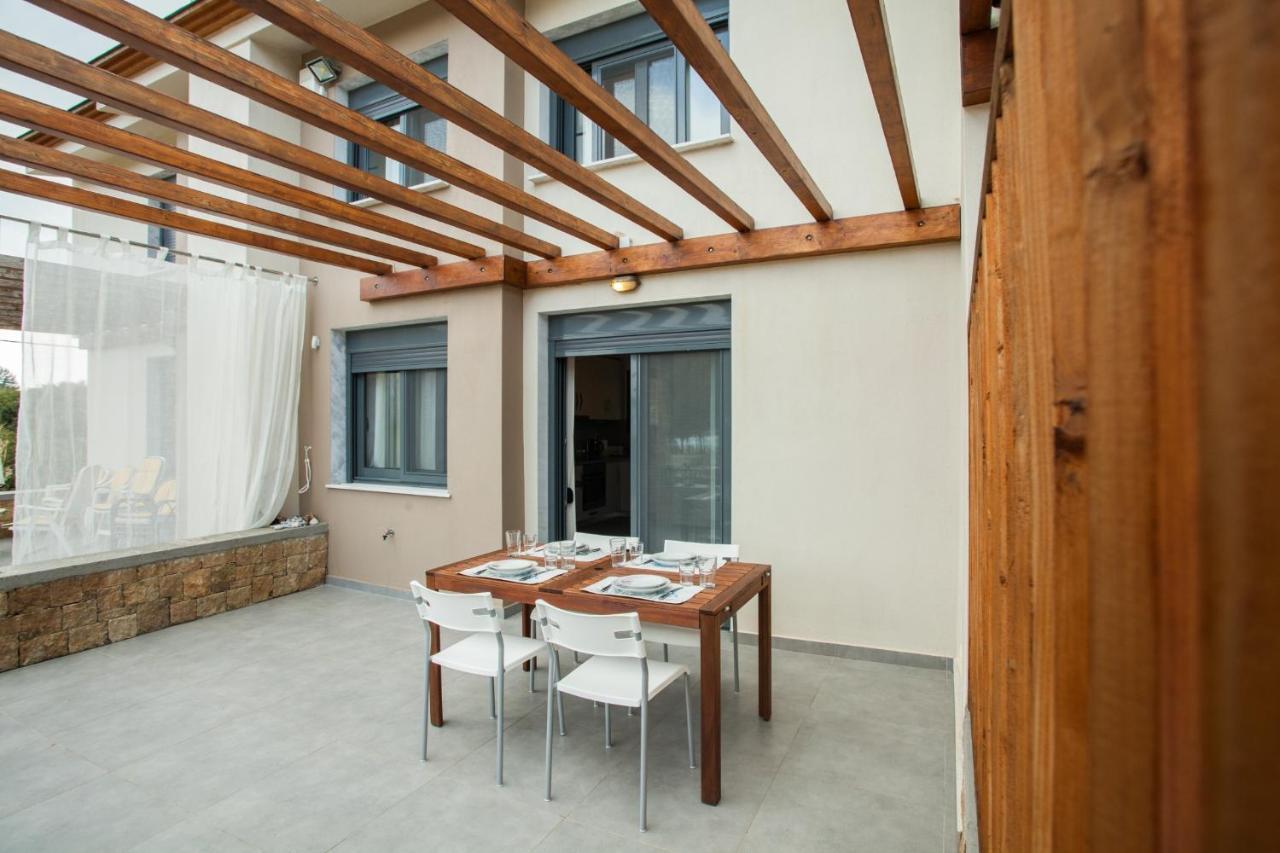 #Flh - Amalthia & Αthena Beachfront Houses In Pefkohori Exterior foto
